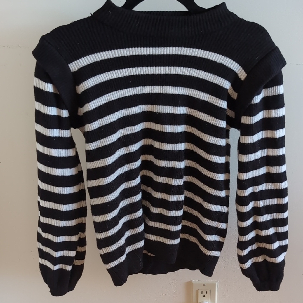 Striped Black and White Women's Sweater